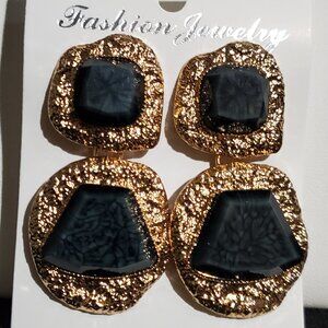 NWT - Vintage-Style Fashion Geometric Gray & Gold Drop Earrings